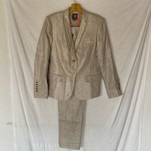 NWT Vince Camuto Linen Suit in Champagne with Gold Buttons